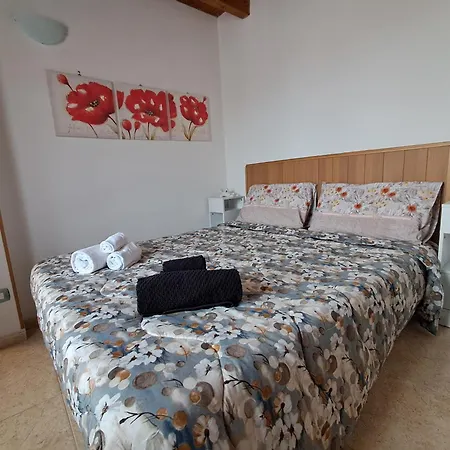 Bed & Breakfast Mef *